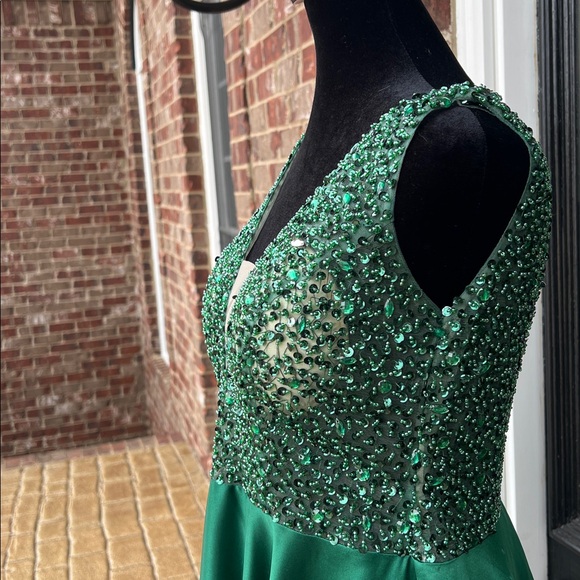 πJJ House Formalπ - Picture 3 of 11